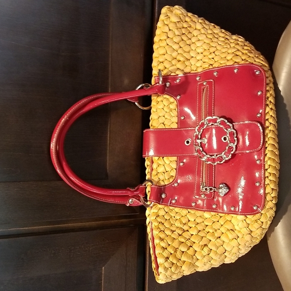 Summertime Straw and Red Patent Shoulder Bag by Kathy Von Zeeland - Picture 11 of 15